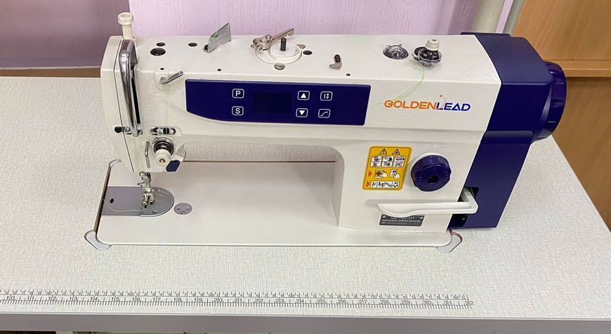Одноголкова пряморядна швейна машина із сервомотором у голові GOLDEN LEAD GL-720-H1 (Тільки голова) 614603032 фото